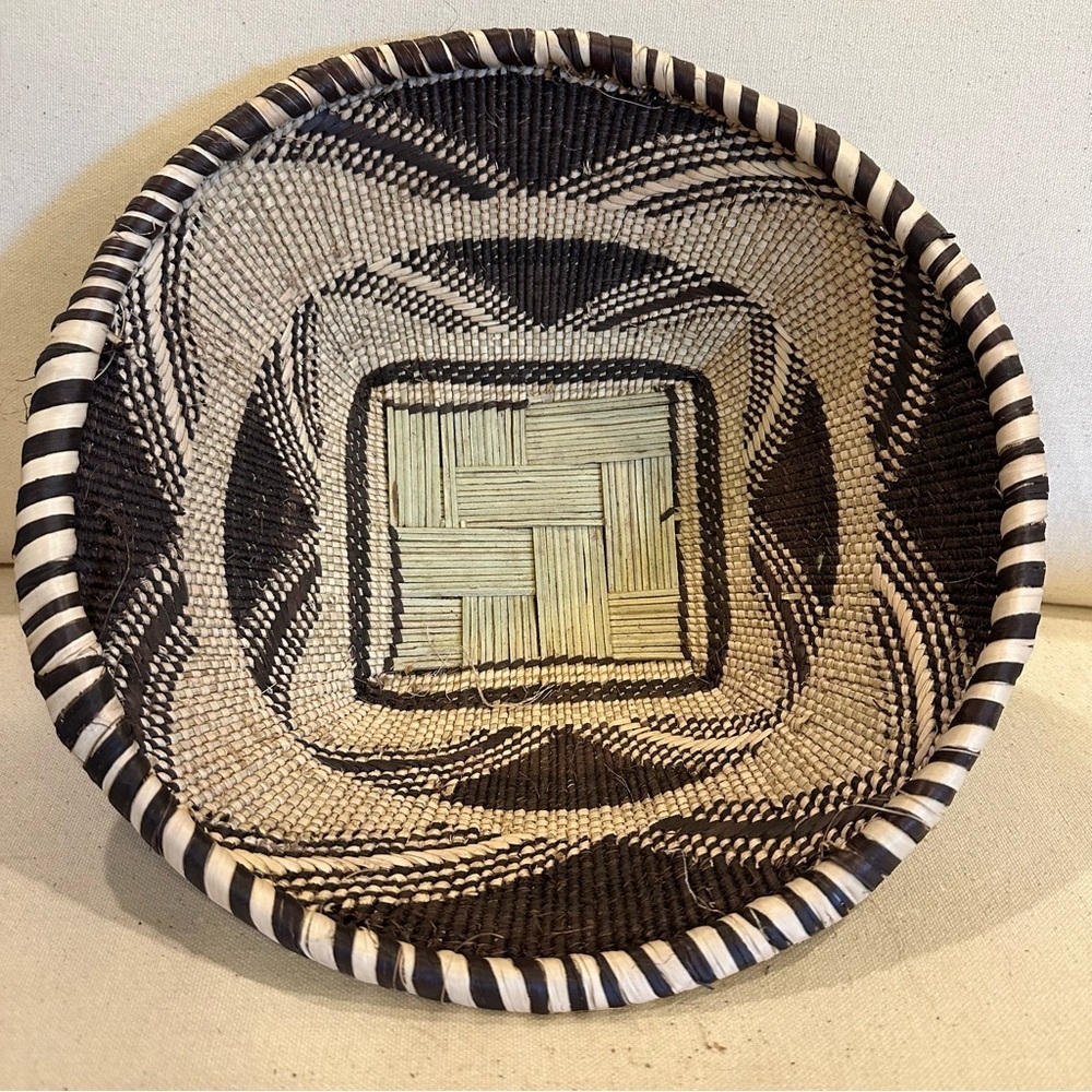 NEW Tonga Artisan Handmade Basket Bowl. Bought in Zambia, Africa 12” across